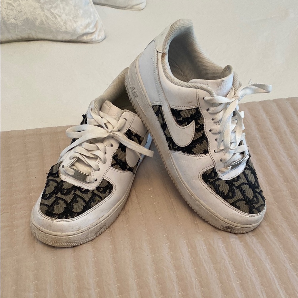 White and Black Nike Sneakers